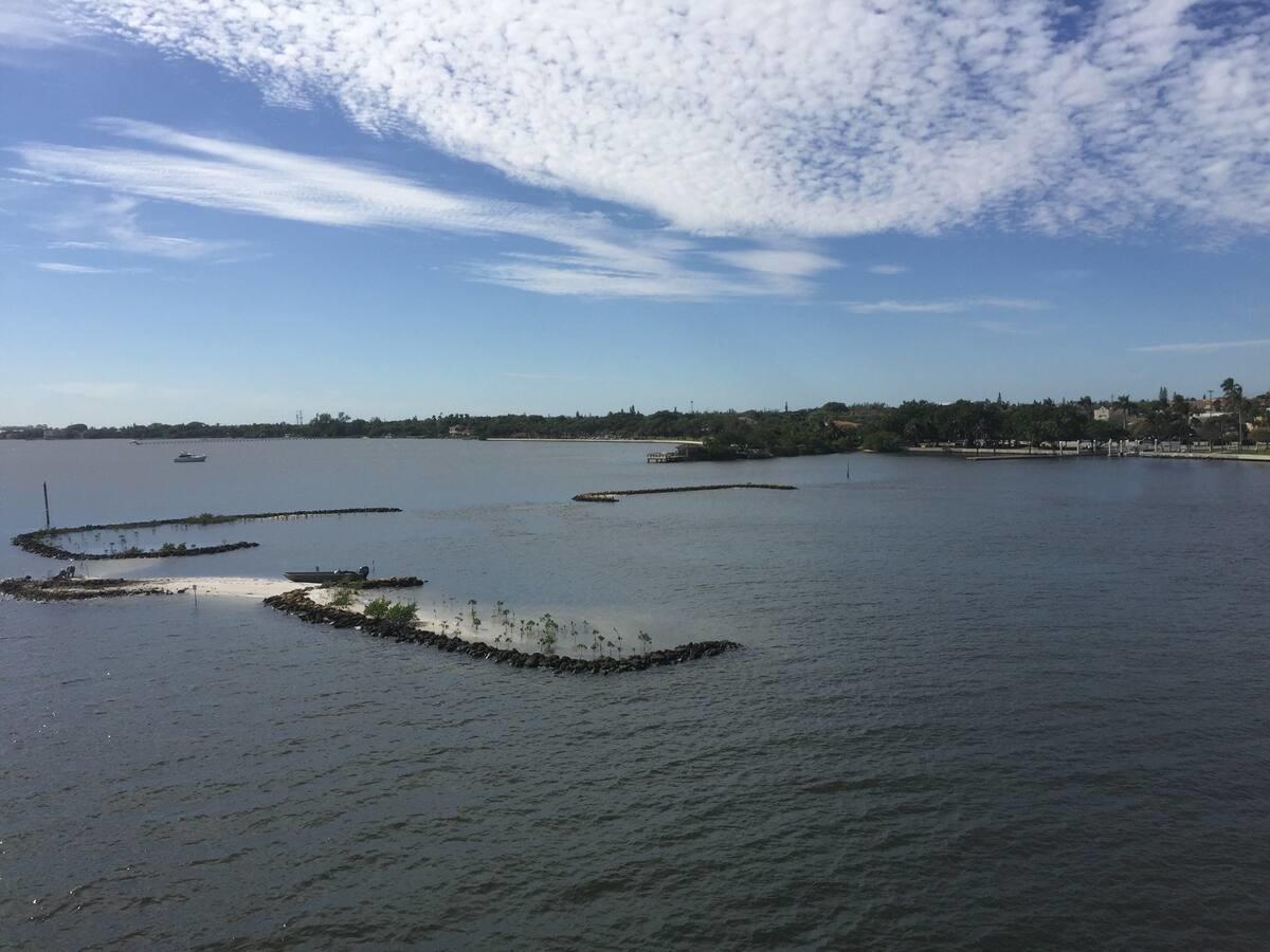 LAKE WORTH yTOWN OF - Residential Lease