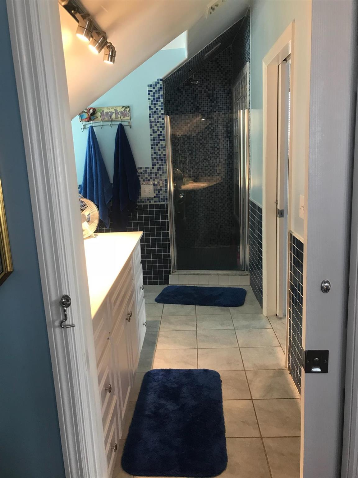 LAKE WORTH yTOWN OF - Residential Lease