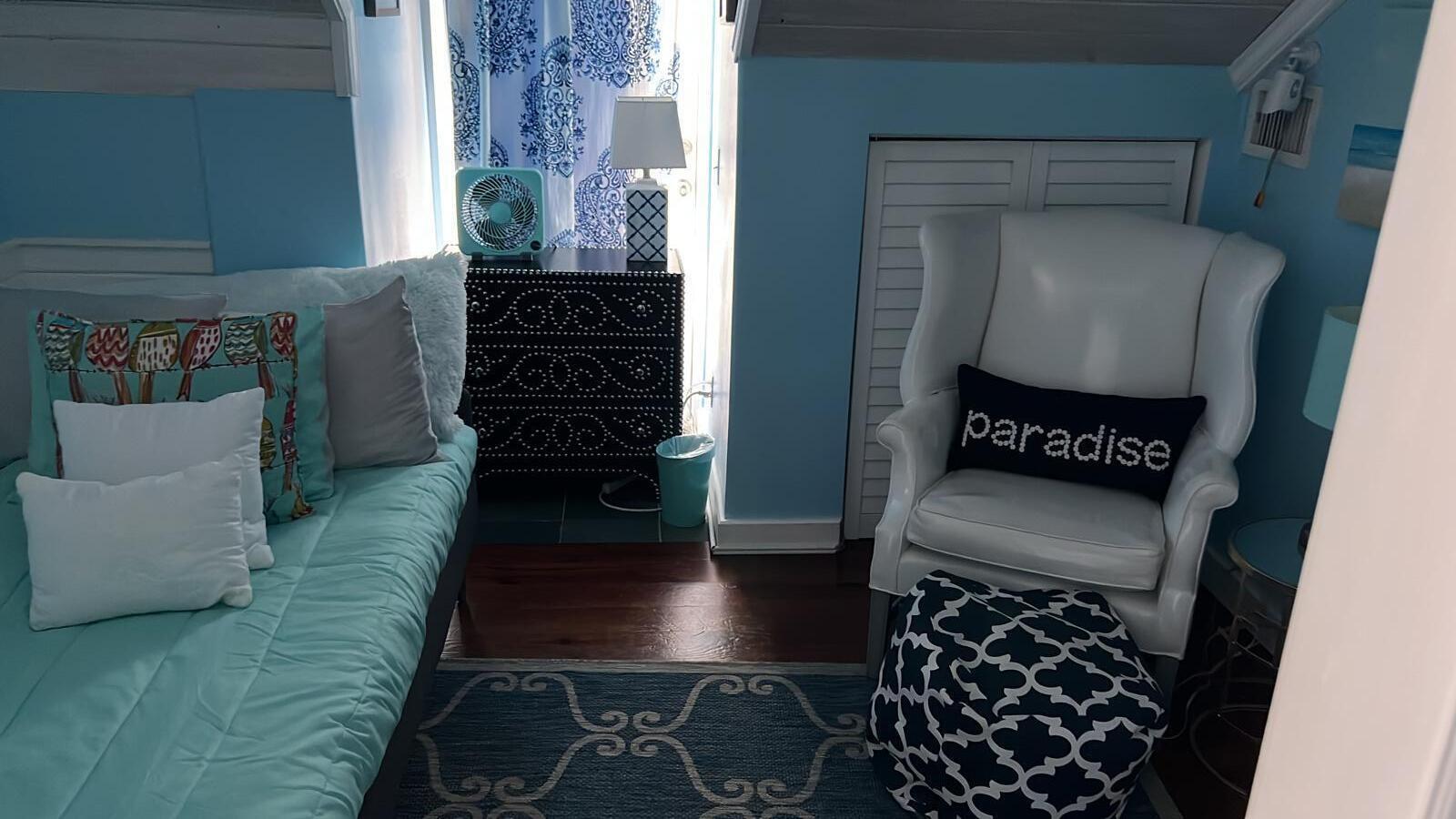 LAKE WORTH yTOWN OF - Residential Lease