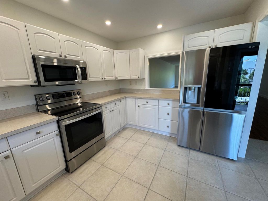 Photo of 300 N Highway A1a #305h, Jupiter, FL 33477 (MLS # R11096432)