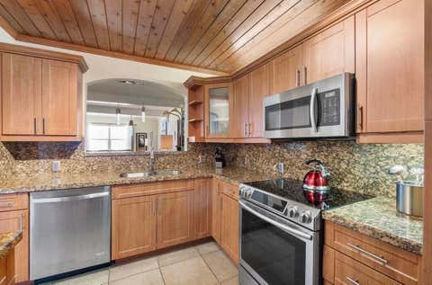 Tiny photo for 1500 S Ocean Boulevard #706, Lauderdale By The Sea, FL 33062 (MLS # B26045857)
