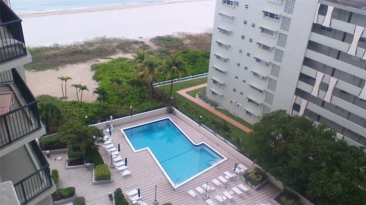 HAMPTON BEACH CLUB - Residential