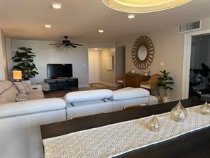 POMPANO ATLANTIS - Residential Lease