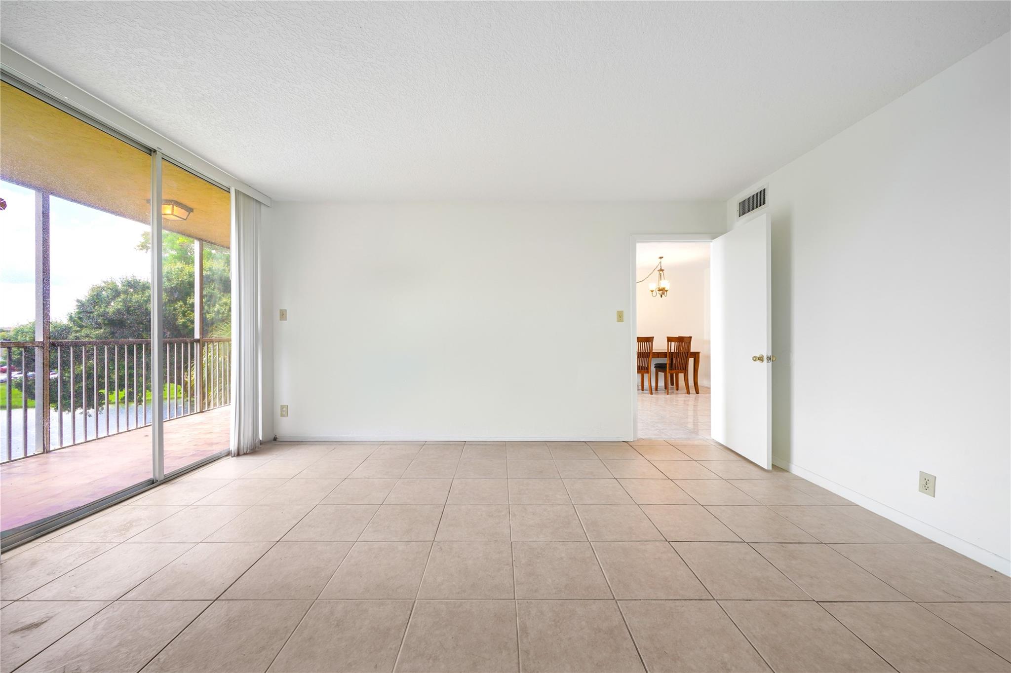 Cypress Chase North 4 Con - Residential Lease