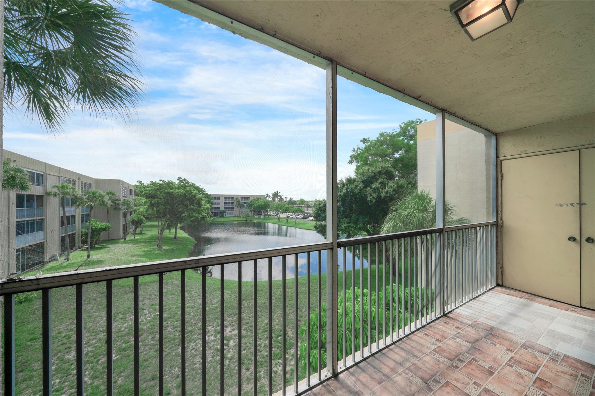 Cypress Chase North 4 Con - Residential Lease