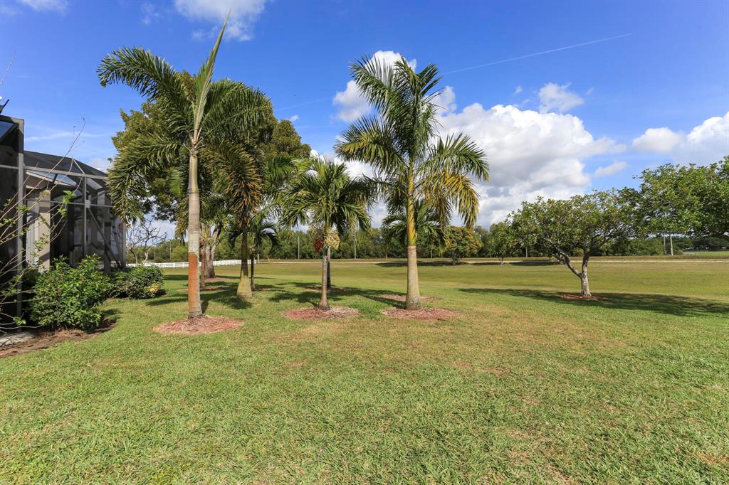 PALM BEACH POINT - Residential