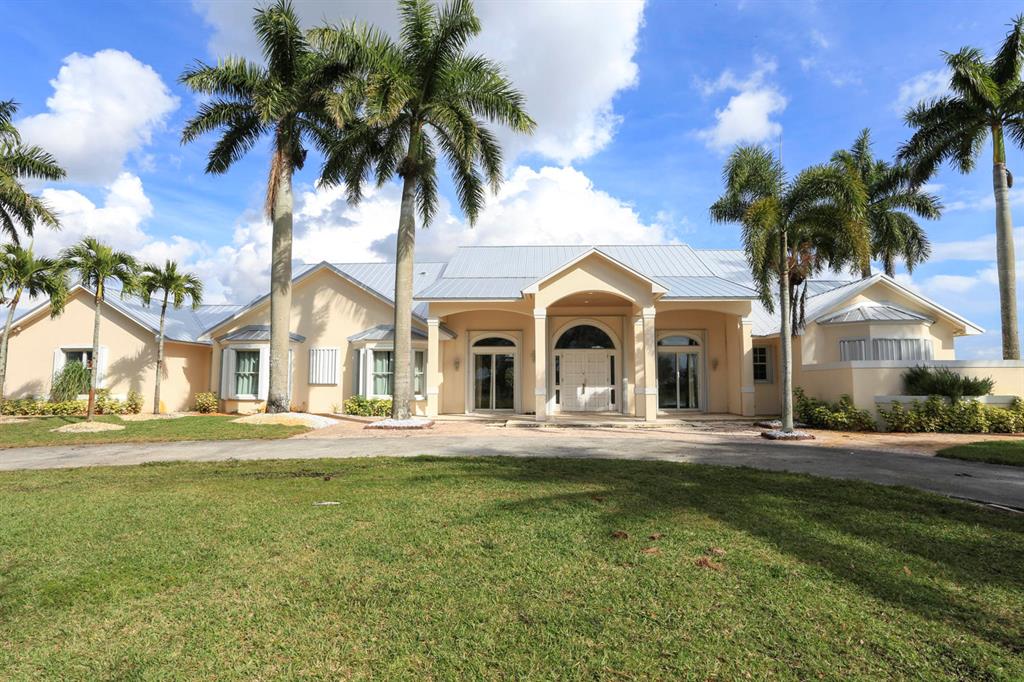 PALM BEACH POINT - Residential