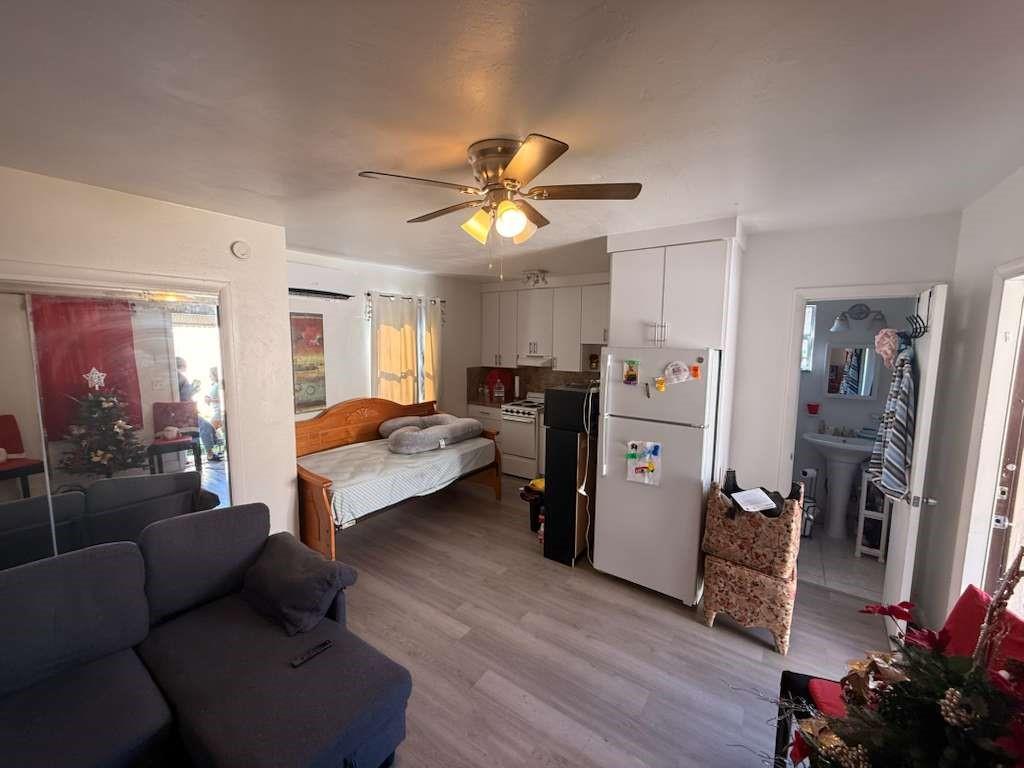 Hallandale Park 5-20 B - Residential Lease