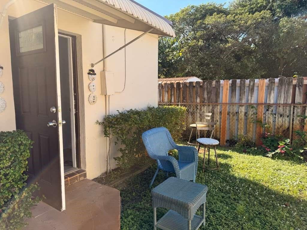 Hallandale Park 5-20 B - Residential Lease