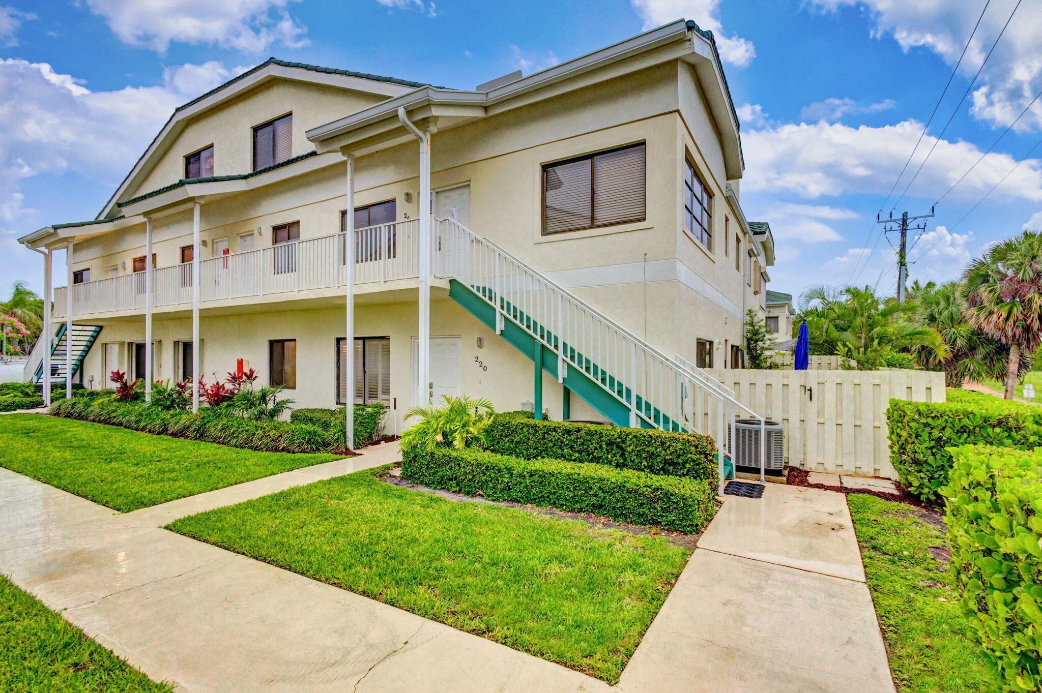 220 Bella Vista Court N 20