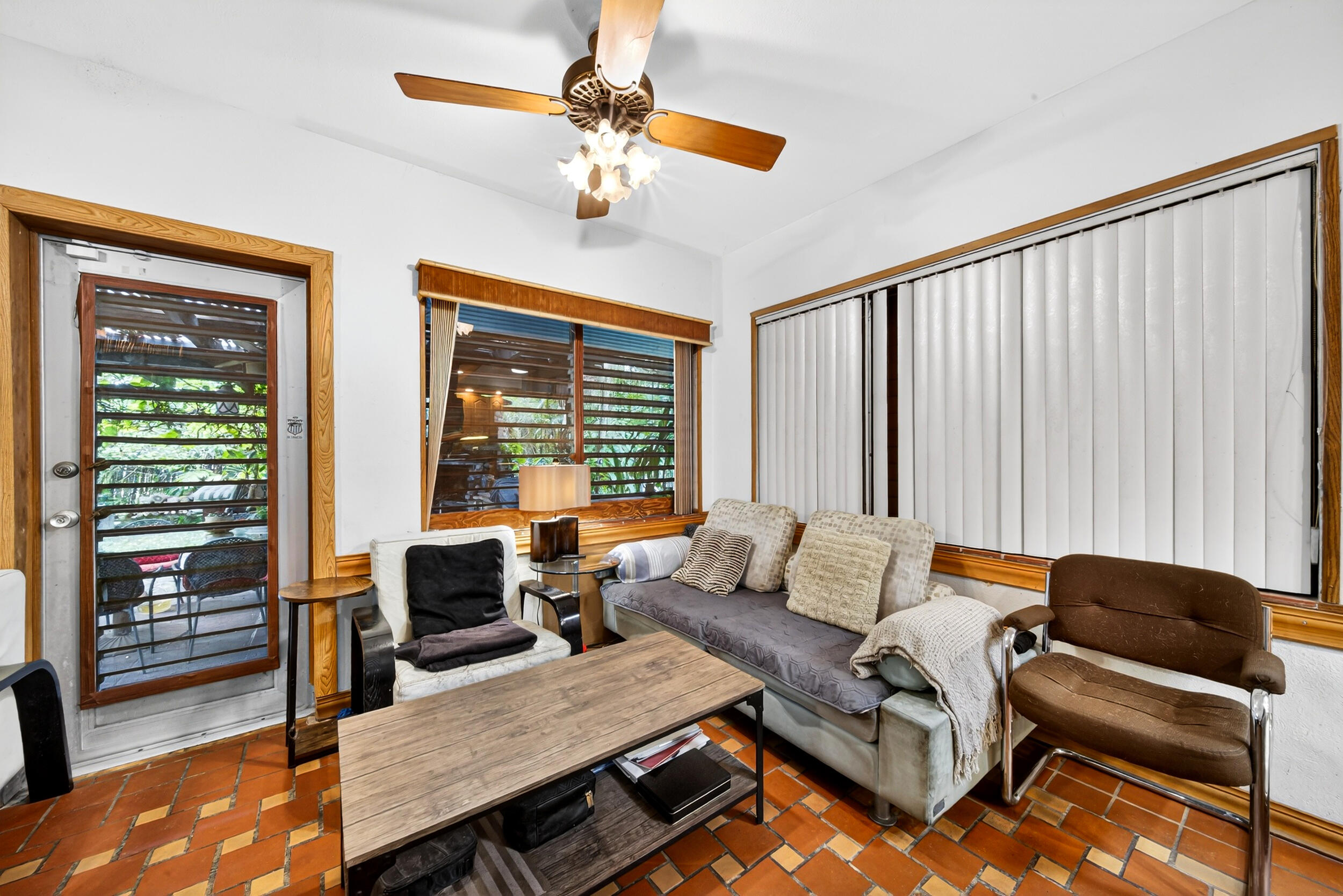 CORAL GABLES CRAFTS SEC - Residential