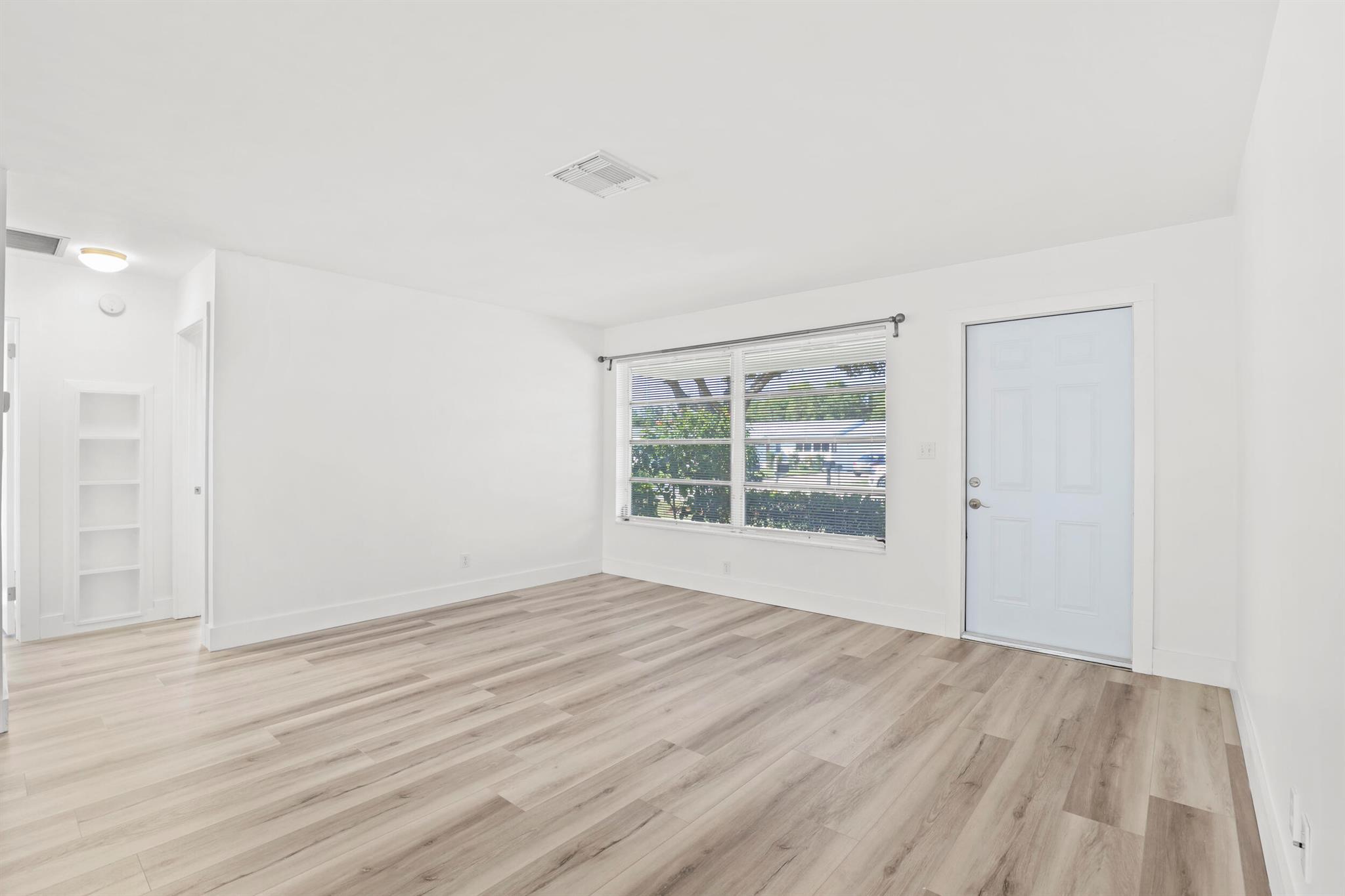 SOUTHGATE - Residential