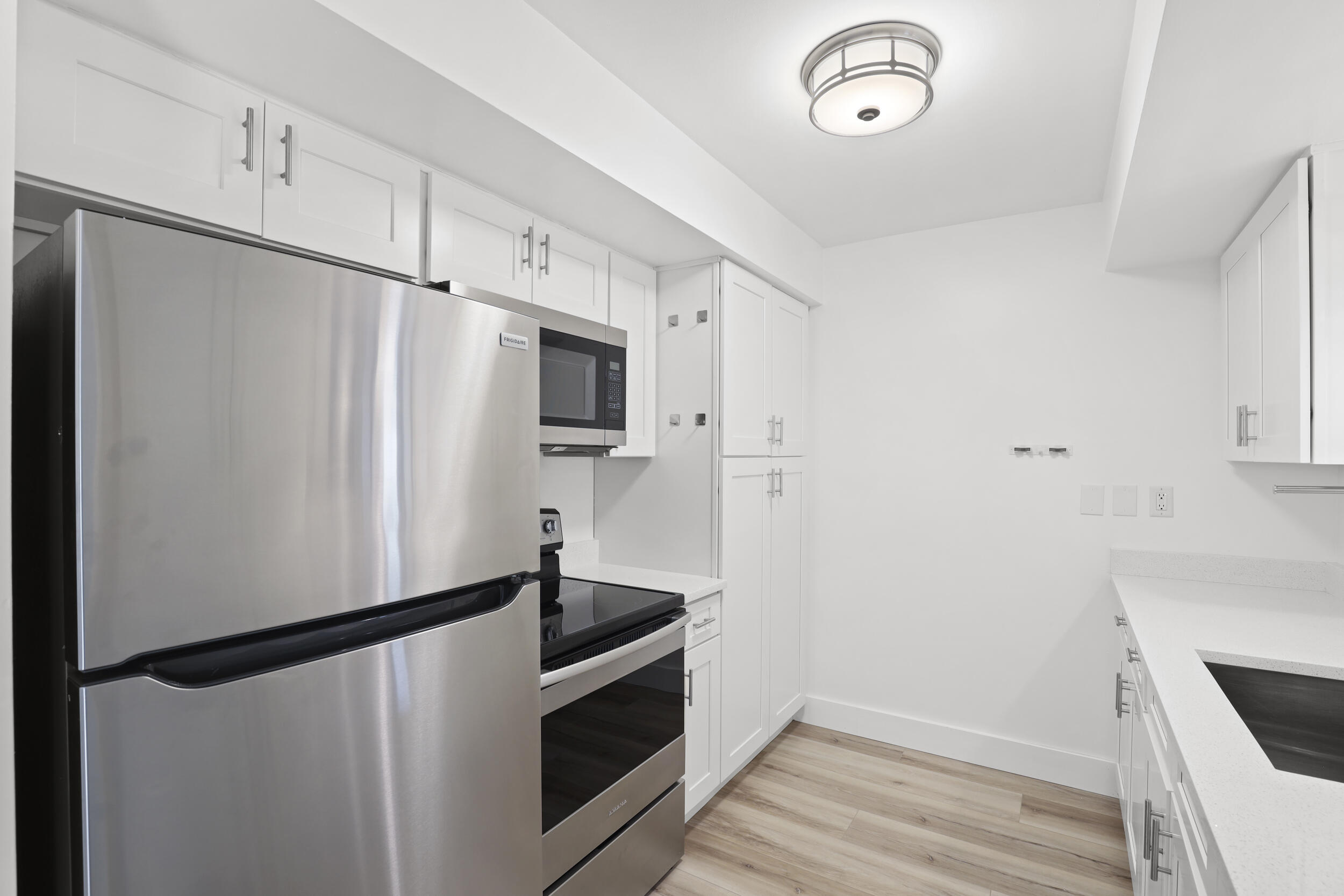 SOUTHGATE - Residential