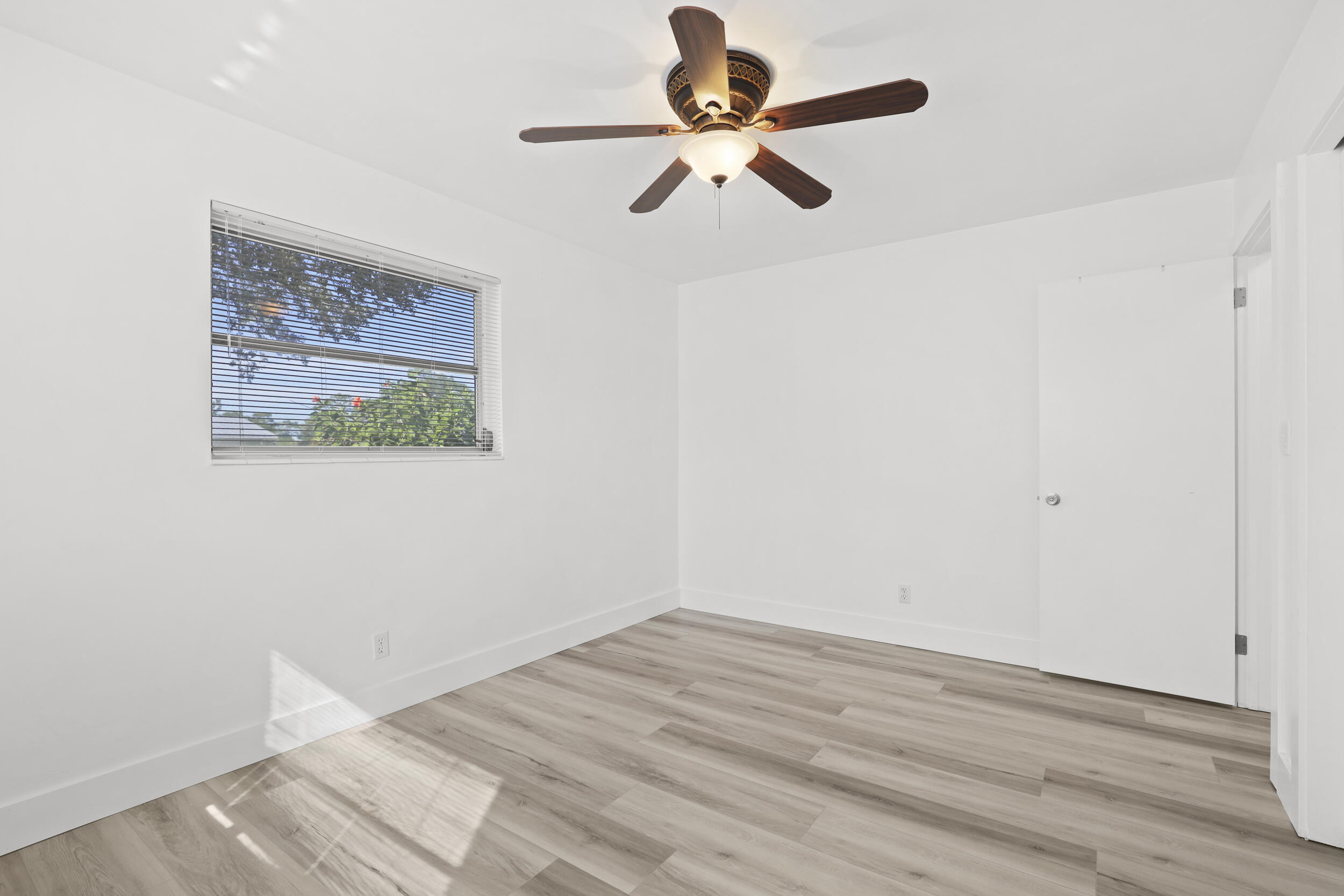 SOUTHGATE - Residential