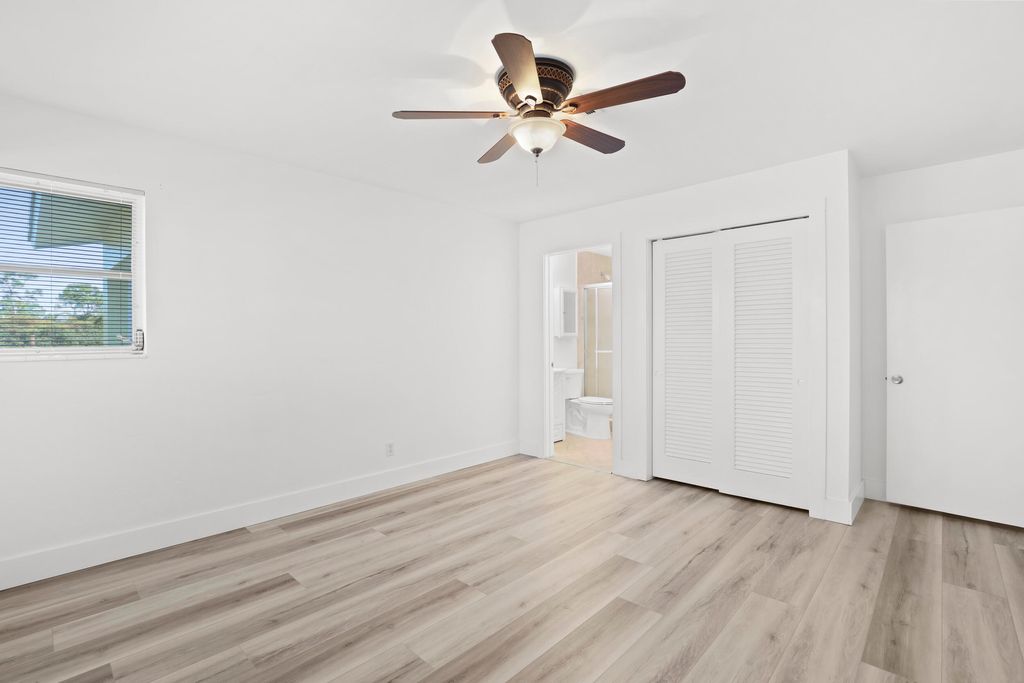 Photo of 18905 SE Southgate Drive, Jupiter, FL 33469 (MLS # R11138411)