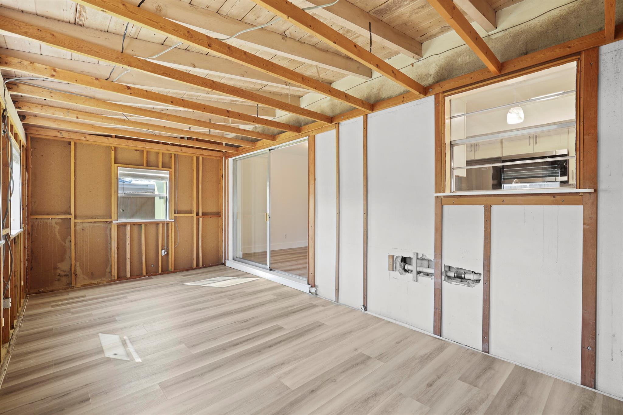 SOUTHGATE - Residential