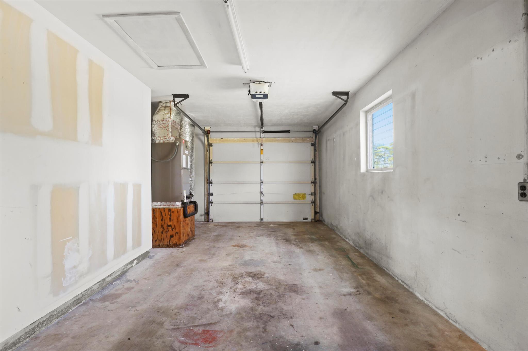 SOUTHGATE - Residential