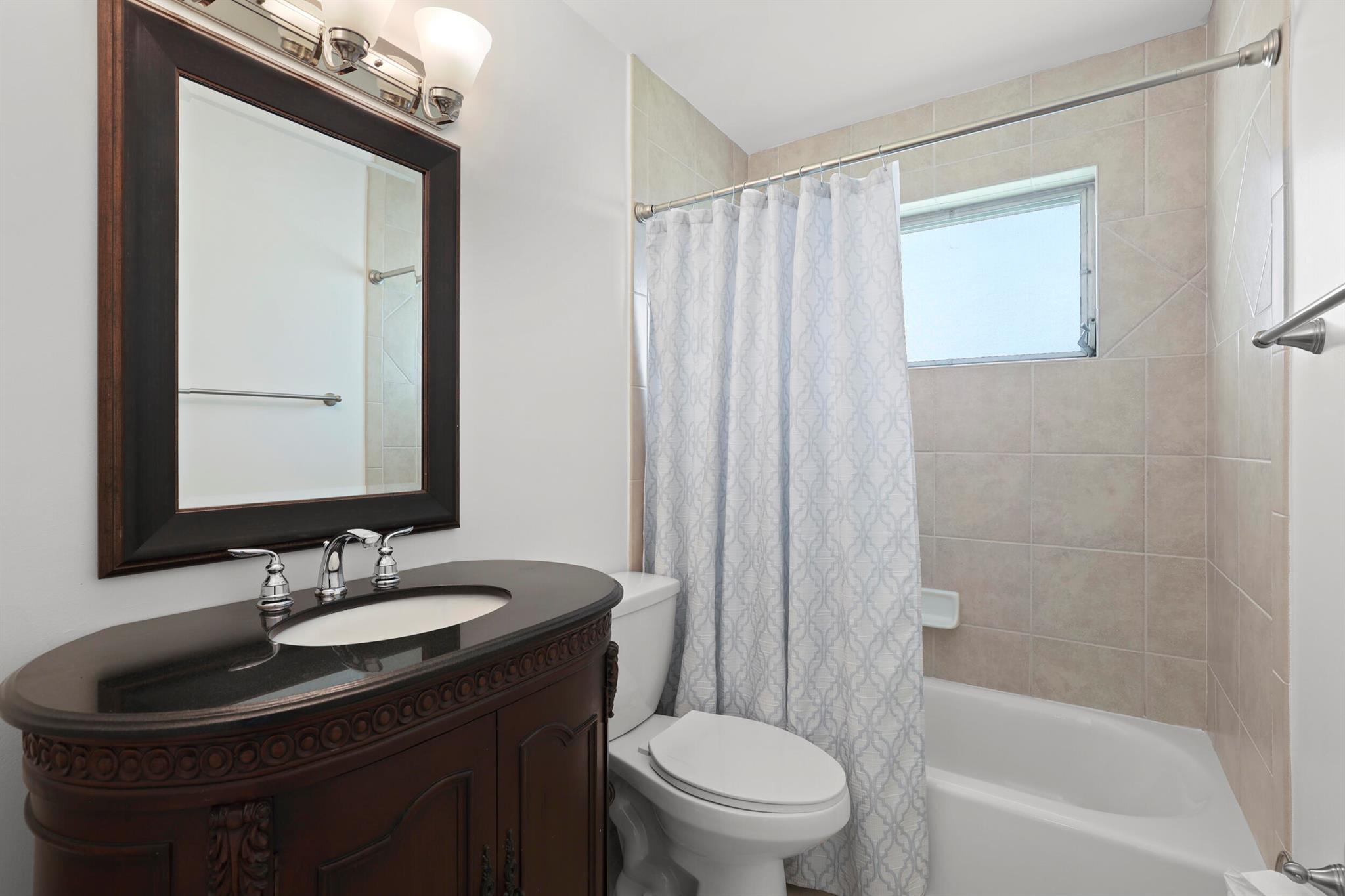 SOUTHGATE - Residential