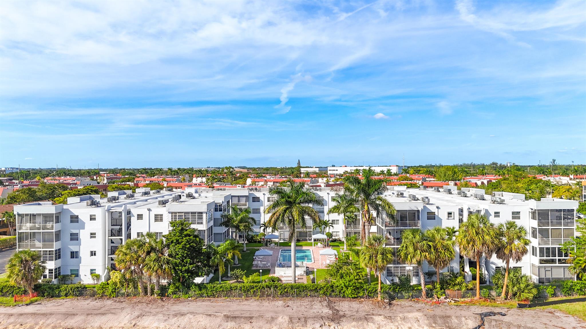 QUAIL RUN OF SUNRISE - Residential