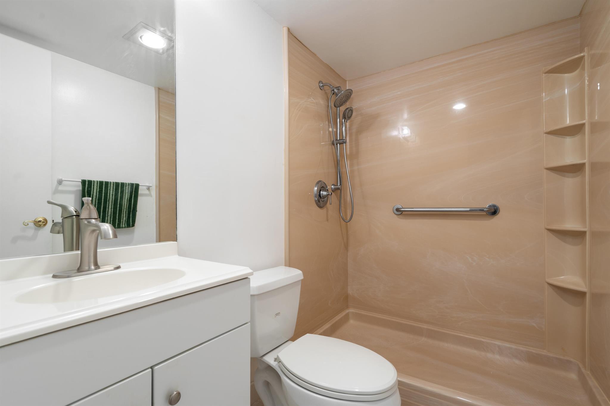 QUAIL RUN OF SUNRISE - Residential