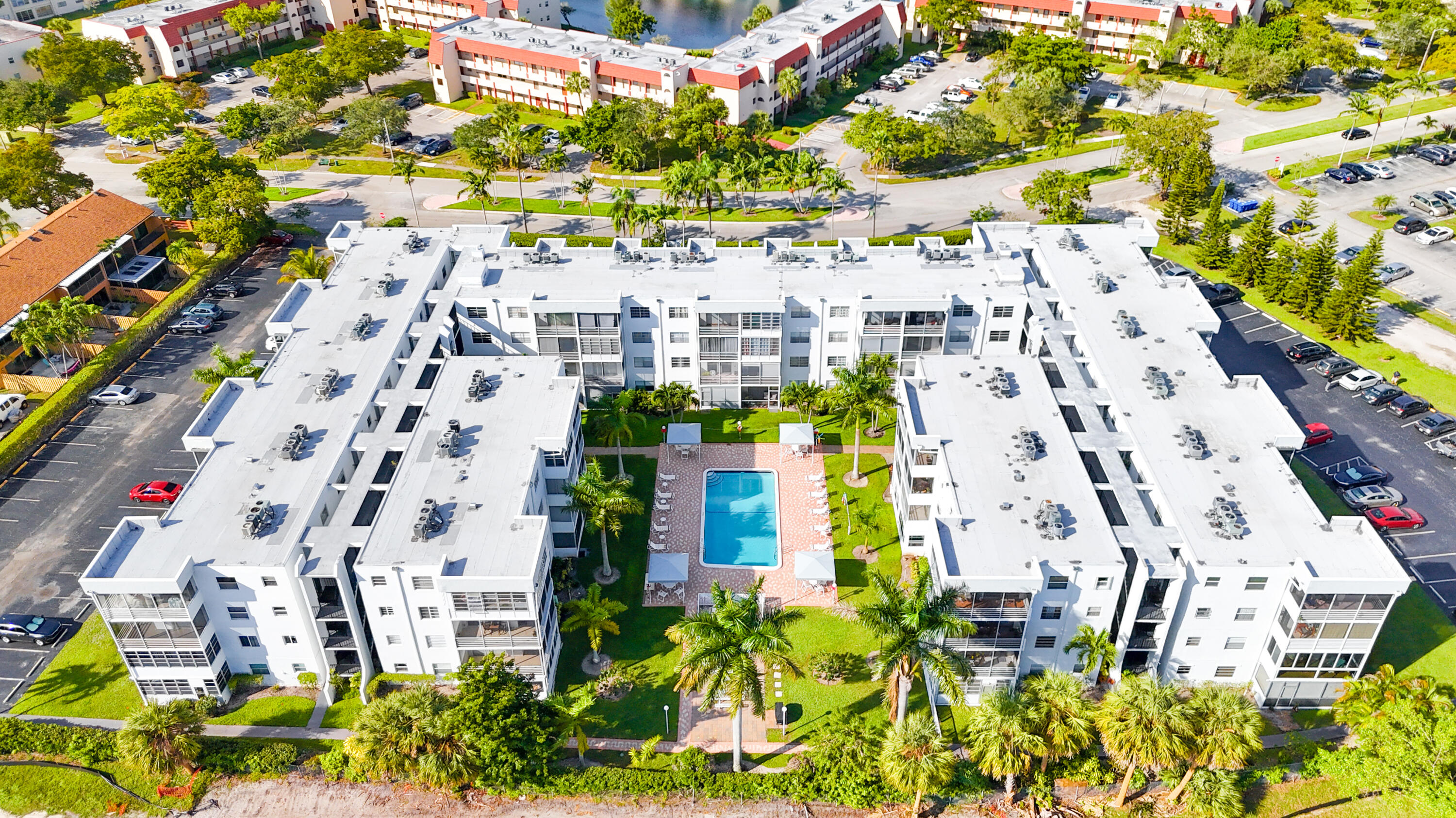 QUAIL RUN OF SUNRISE - Residential