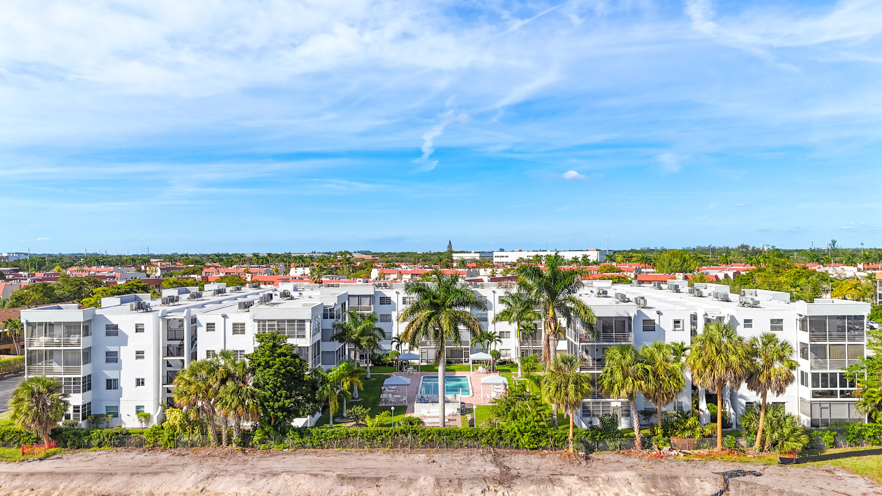 QUAIL RUN OF SUNRISE - Residential