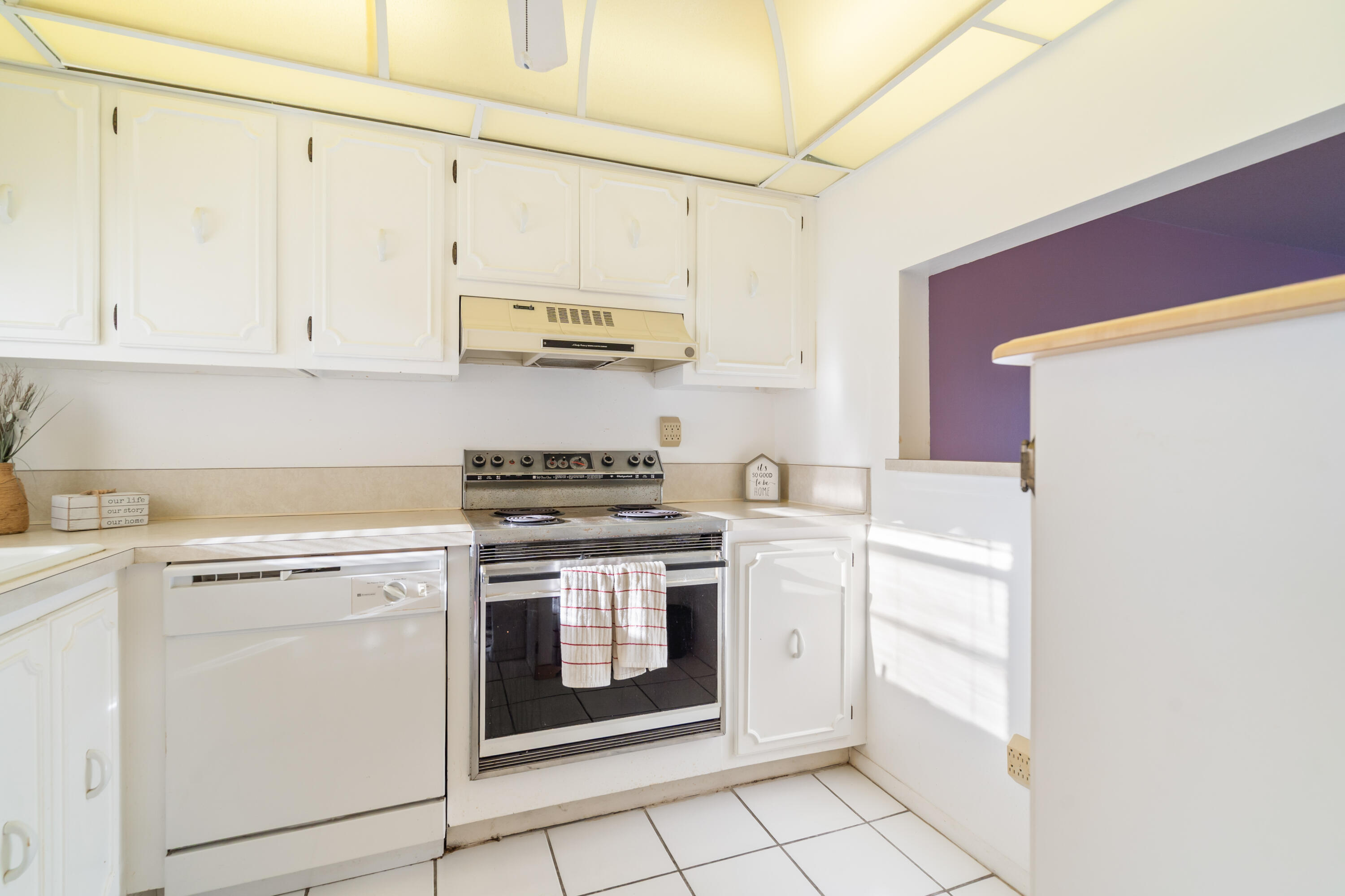 QUAIL RUN OF SUNRISE - Residential