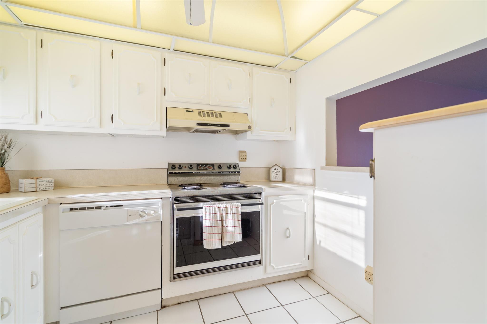 QUAIL RUN OF SUNRISE - Residential