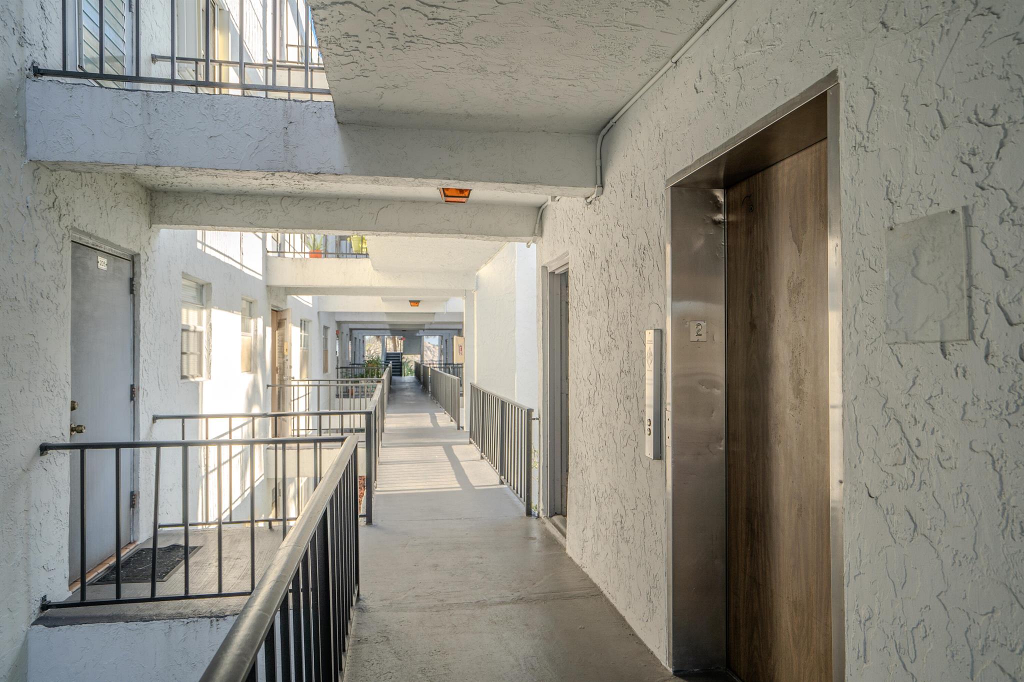 QUAIL RUN OF SUNRISE - Residential