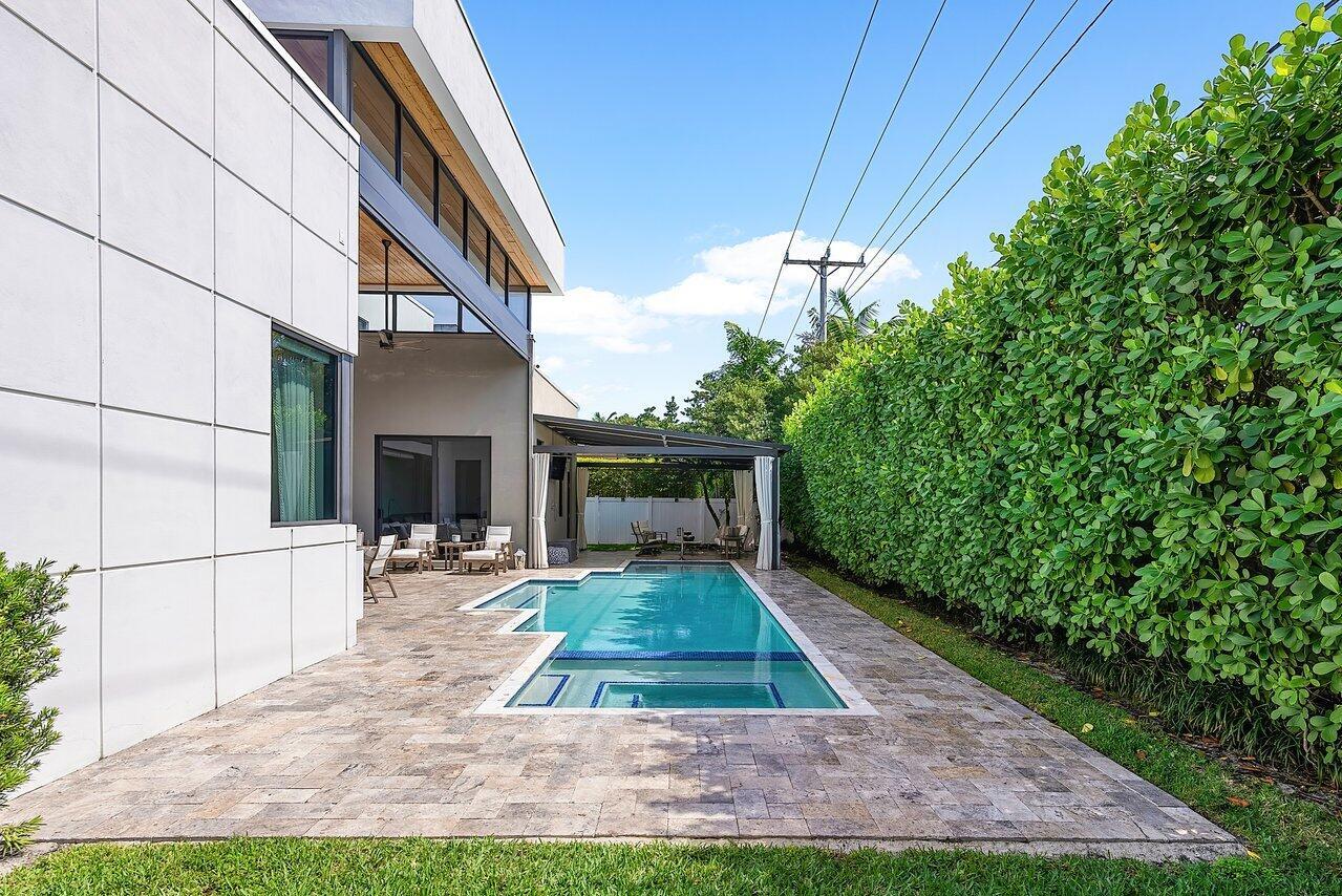 Boca Villas - Residential