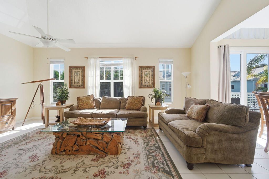 Photo of 1509 Mizzenmast Way, Jupiter, FL 33477 (MLS # B26025987)