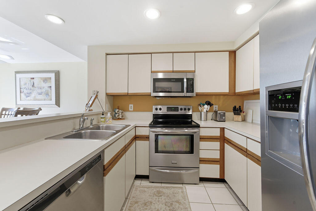 SEA COLONY CONDO - Residential