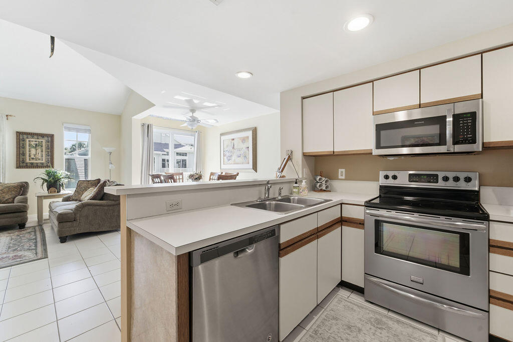 SEA COLONY CONDO - Residential