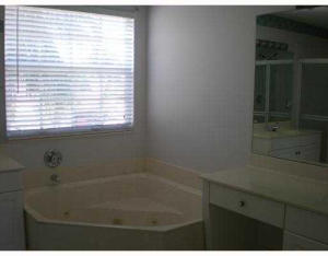 Nautica Sound 2 - Residential Lease