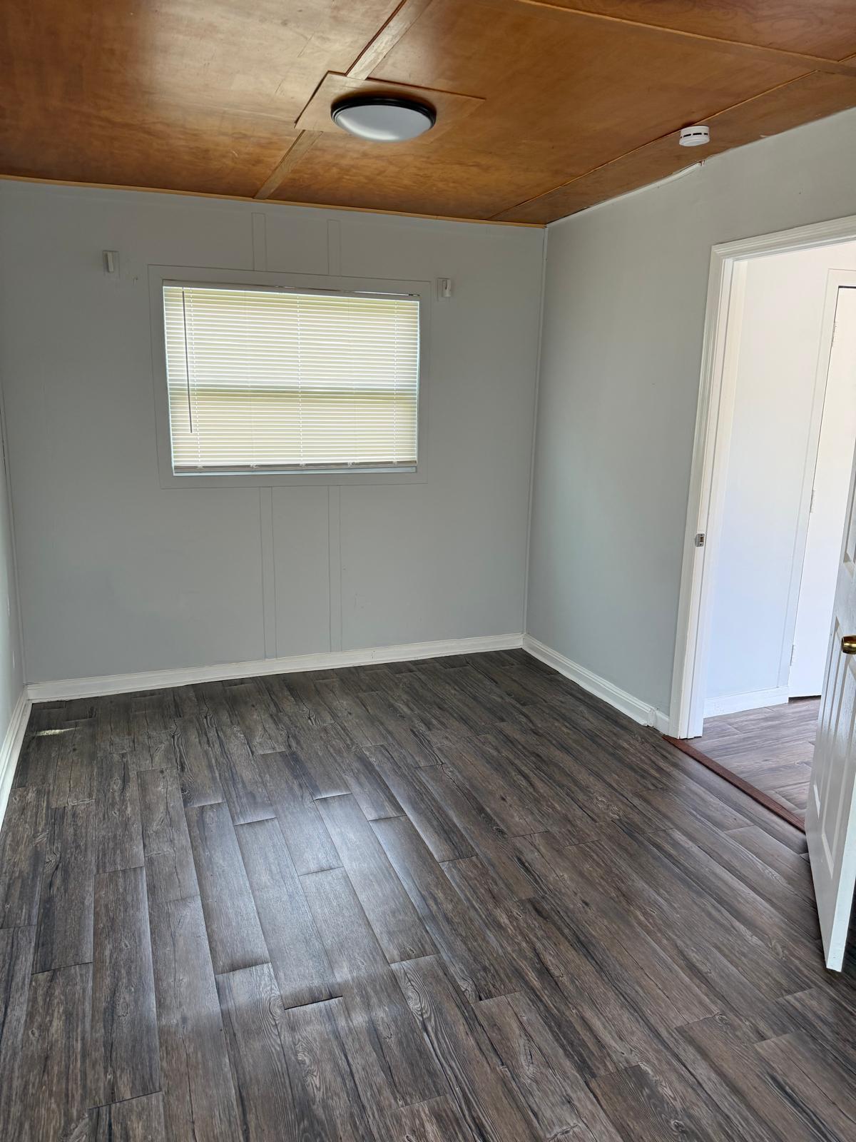 M E GOLDSMITH'S SUBDIVISION - Residential Lease