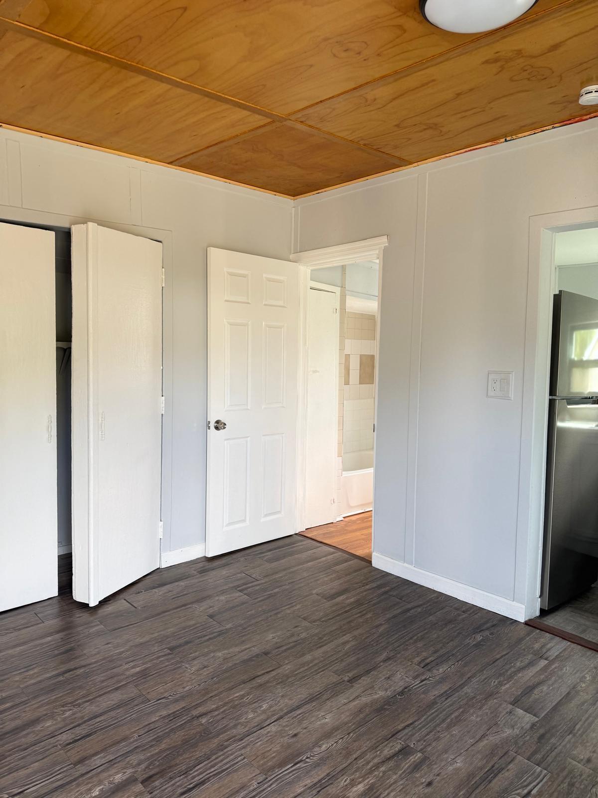 M E GOLDSMITH'S SUBDIVISION - Residential Lease