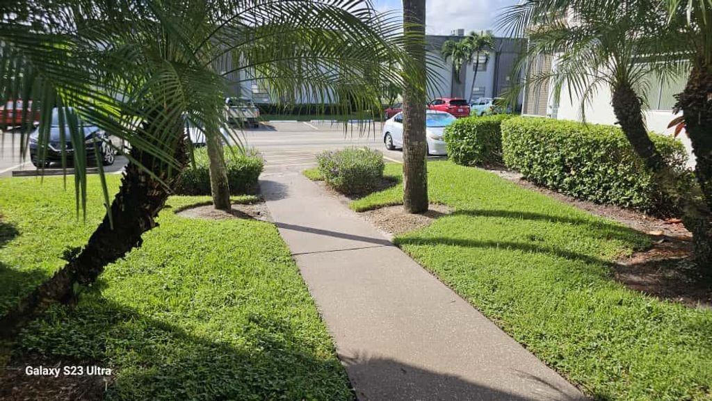 Photo of 400 Piedmont I, Delray Beach, FL 33484 (MLS # B26050427)