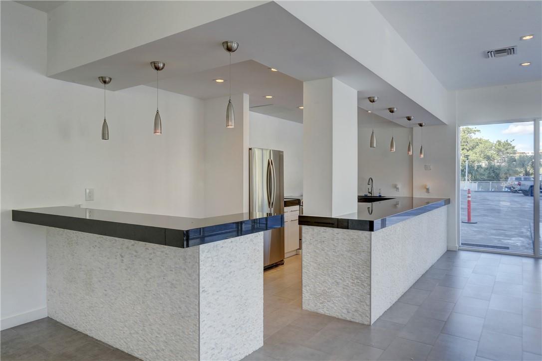 Vantage View Condo - Residential Lease