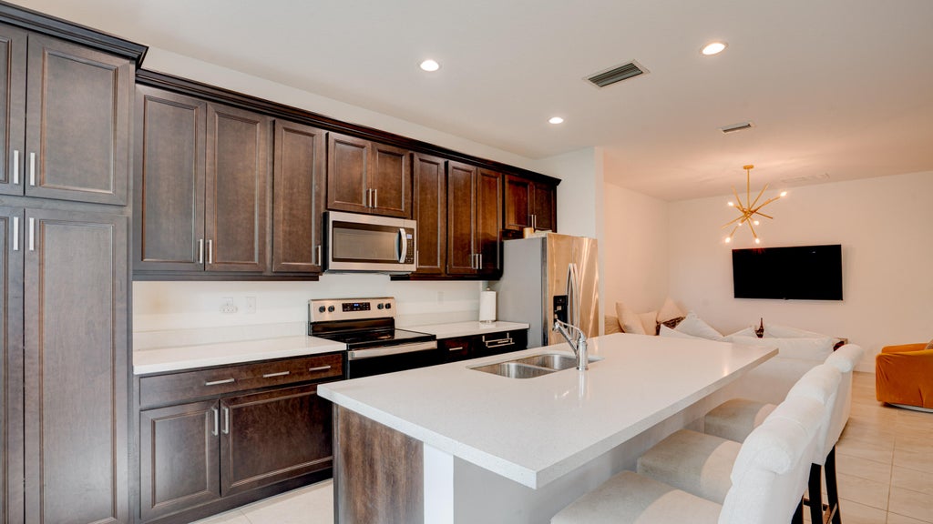Photo of 576 PARSONS Way, Deerfield Beach, FL 33442 (MLS # B26062648)