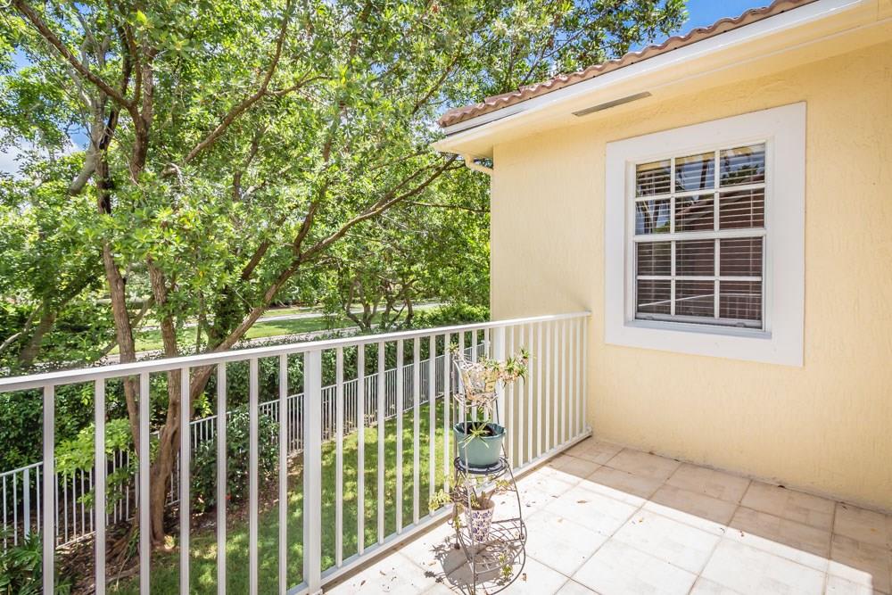 LAKEVIEW WEST 158-44 B TH - Residential