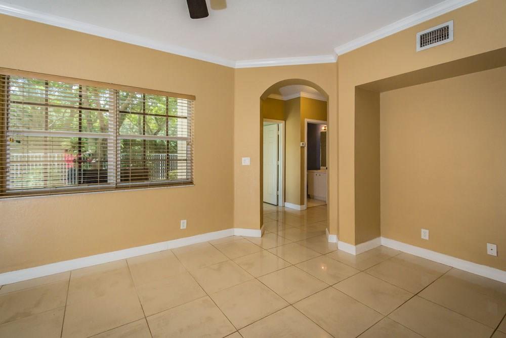 LAKEVIEW WEST 158-44 B TH - Residential