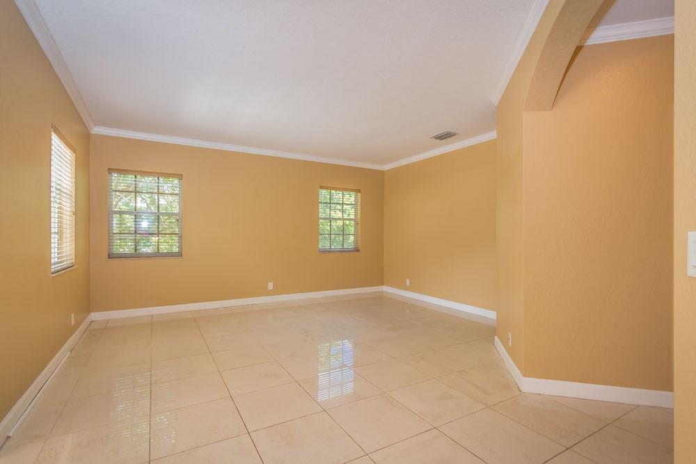 LAKEVIEW WEST 158-44 B TH - Residential