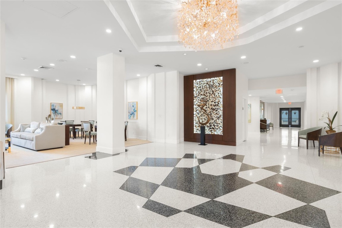 2000 S Ocean Boulevard 5D