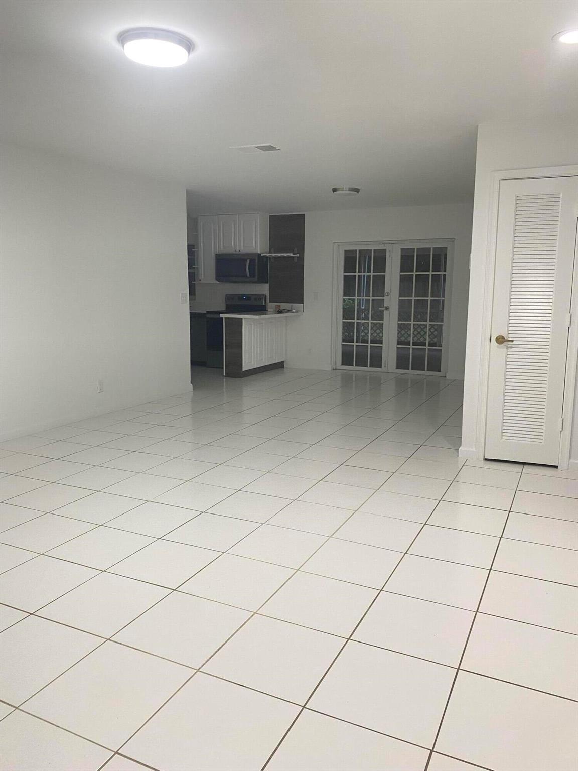 AMERICAN HOMES AT BOCA RA - Residential Lease