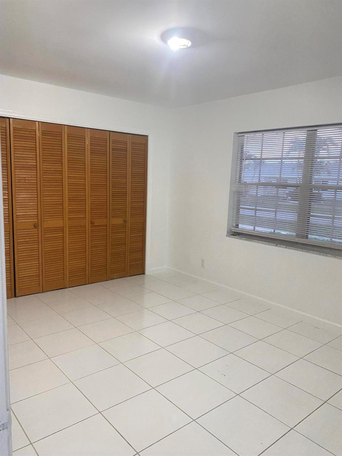 AMERICAN HOMES AT BOCA RA - Residential Lease