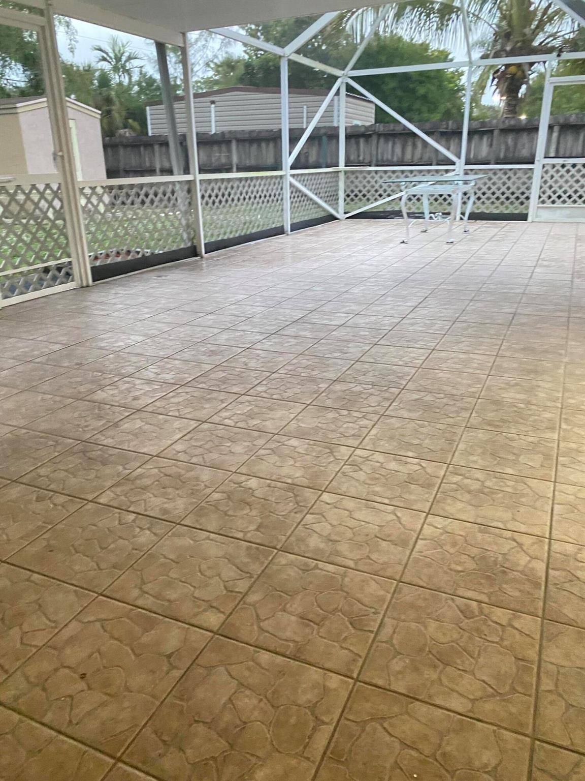 AMERICAN HOMES AT BOCA RA - Residential Lease