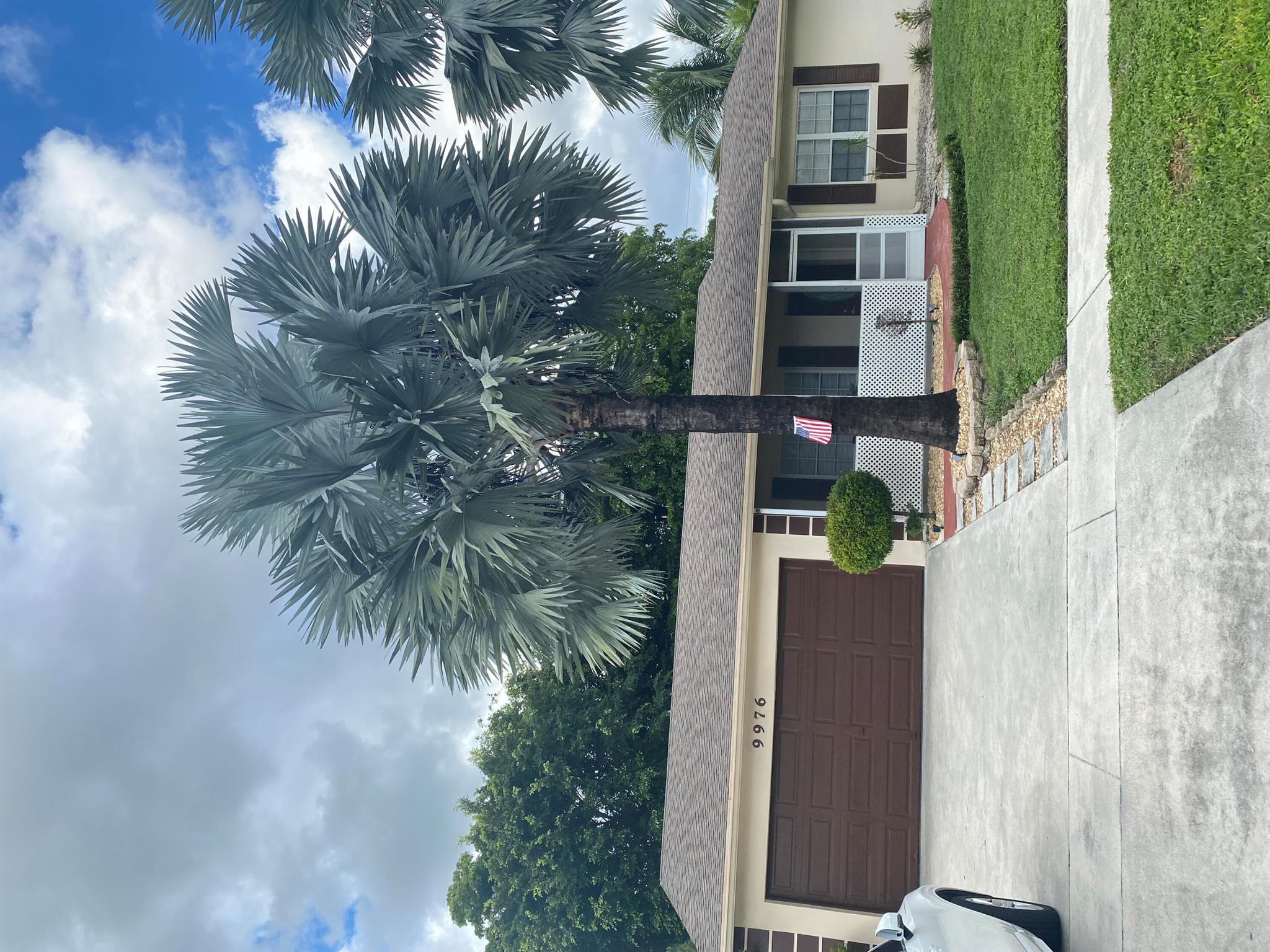 AMERICAN HOMES AT BOCA RA - Residential Lease