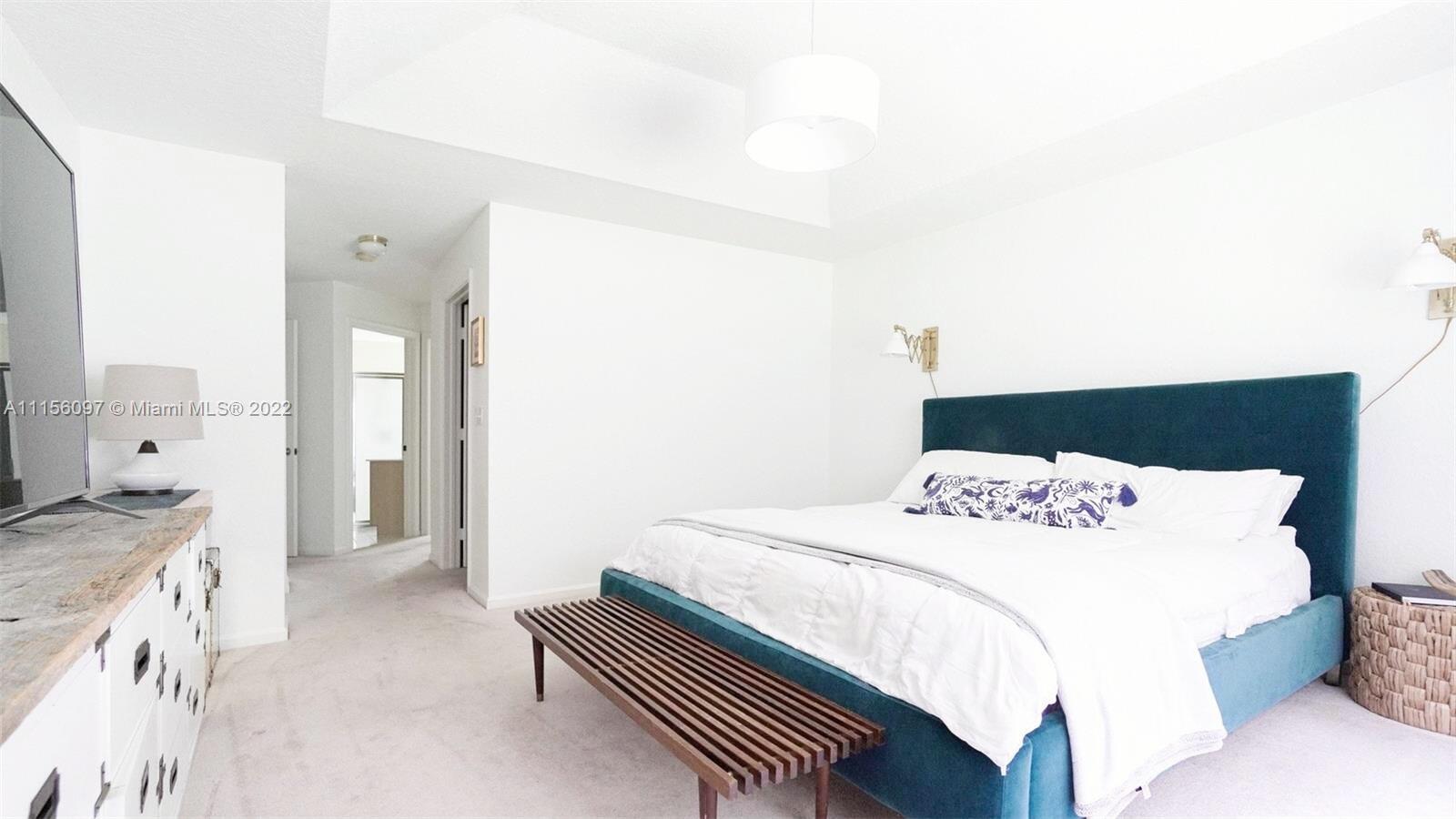 TROPICAL LAKES PH 2 - Residential Lease