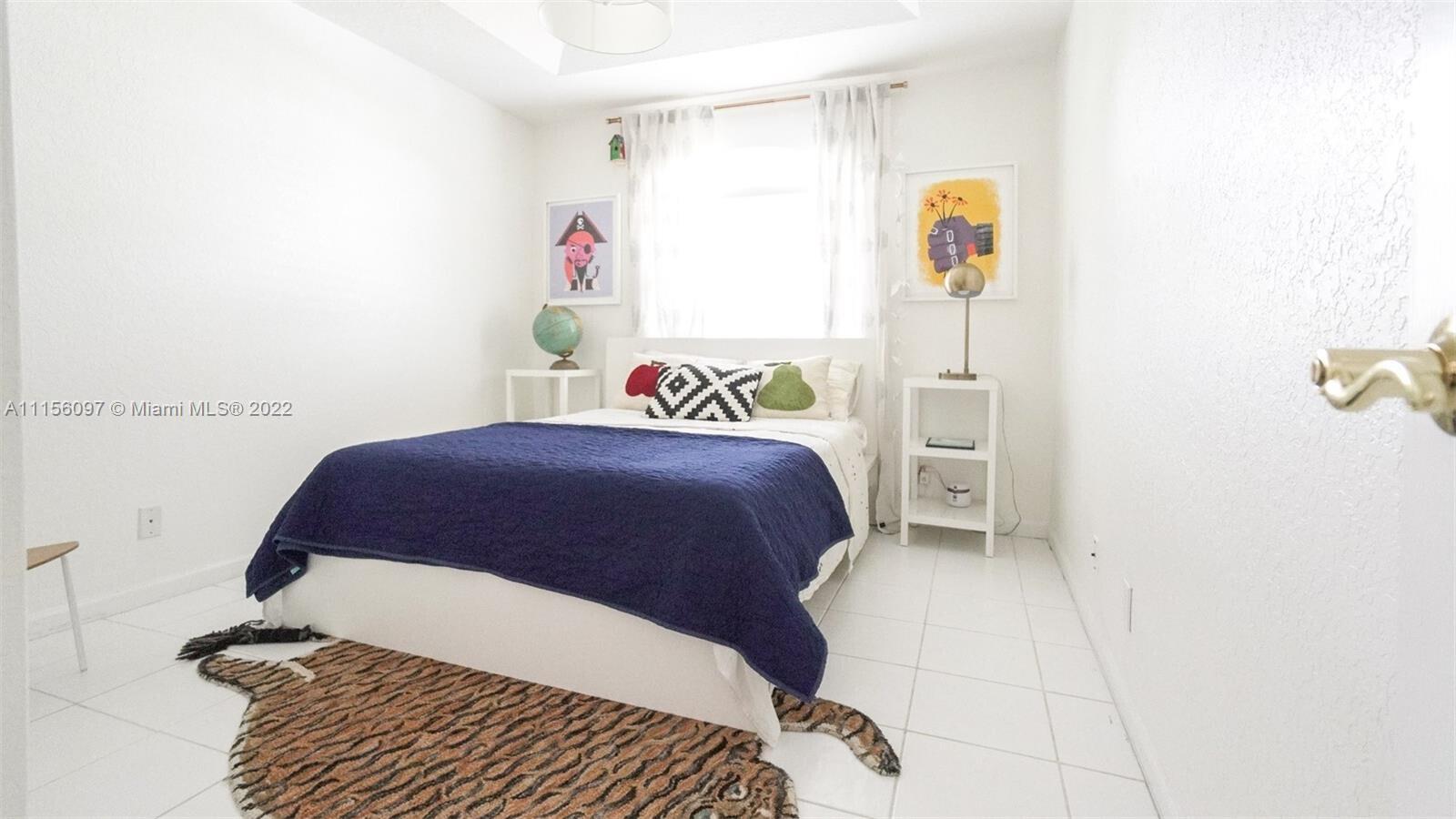 TROPICAL LAKES PH 2 - Residential Lease