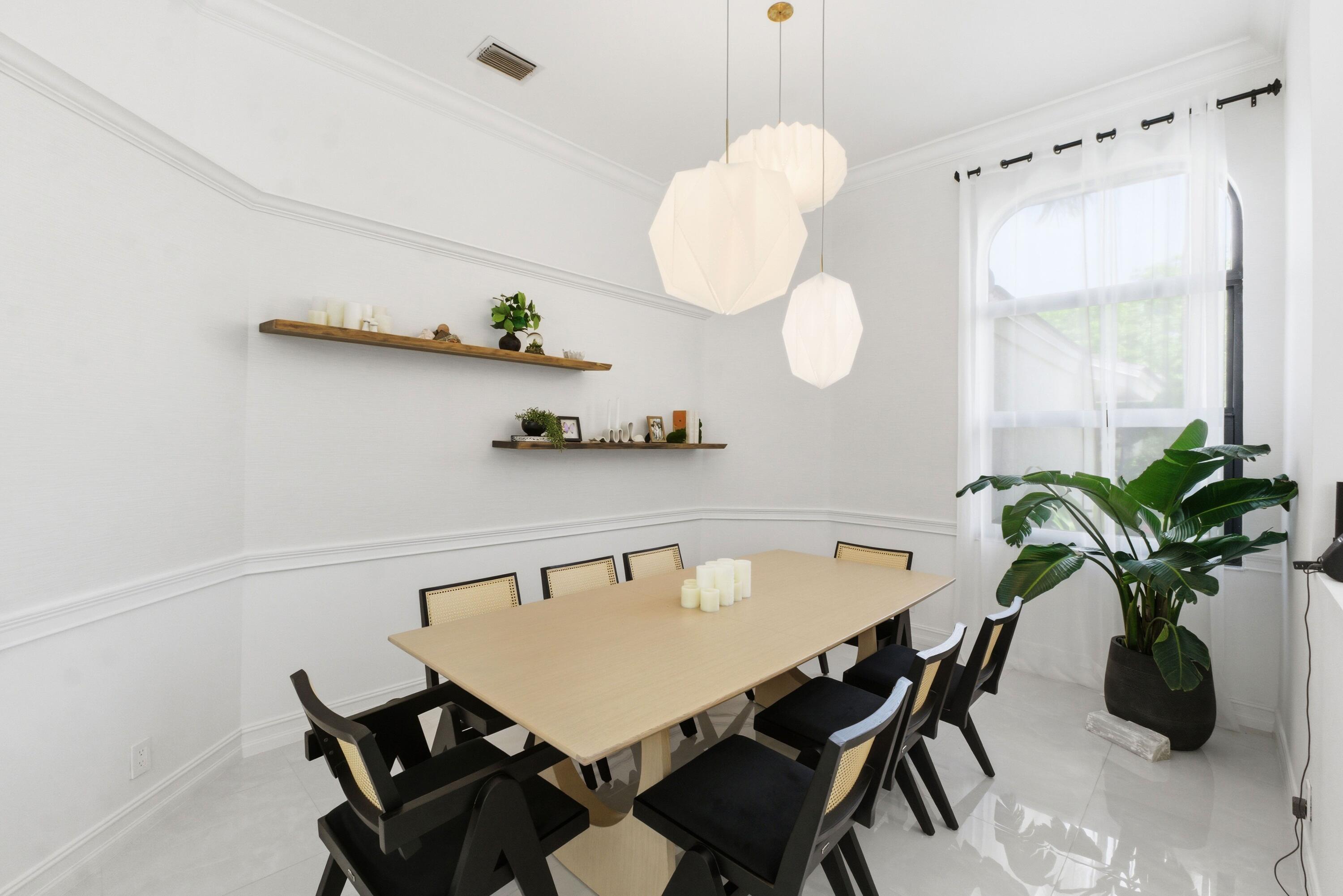 MEADOW RUN WEST - Residential